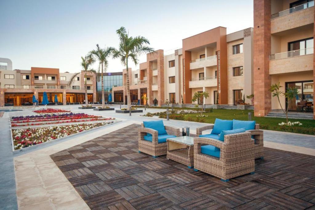 Helnan Hotel - Port Fouad Port Said Exterior photo